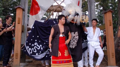 黒獅子舞の写真