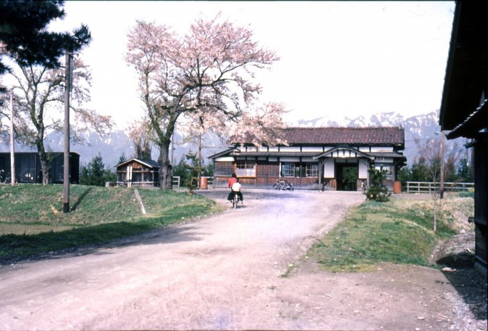 昭和30年 羽前成田駅の様子