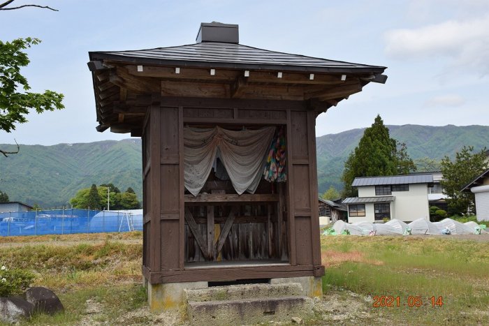 2021年撮影、中屋敷地蔵尊の写真