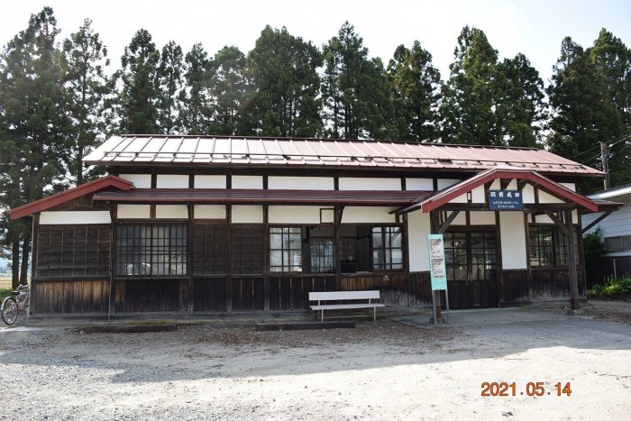 2021年撮影、羽前成田駅の写真