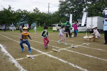 幼児おやつ拾い1